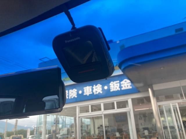 22565326