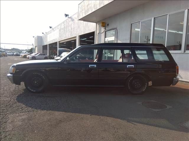 22750083