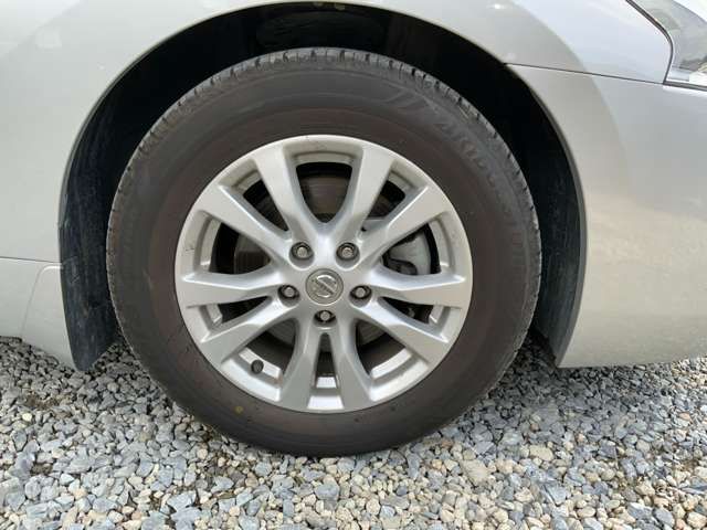 22760393