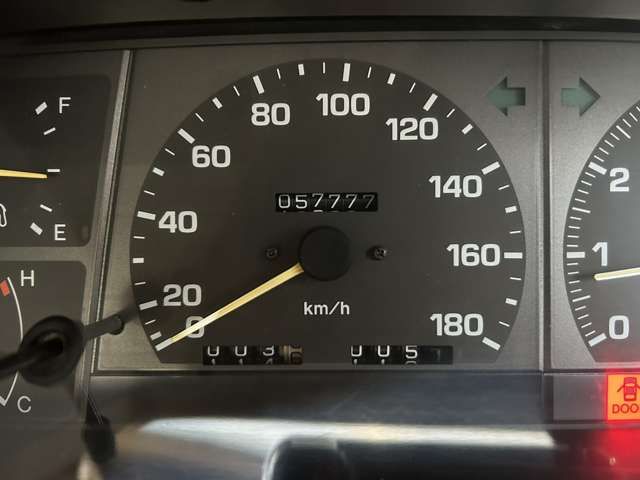 22800008