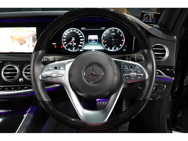 22850077