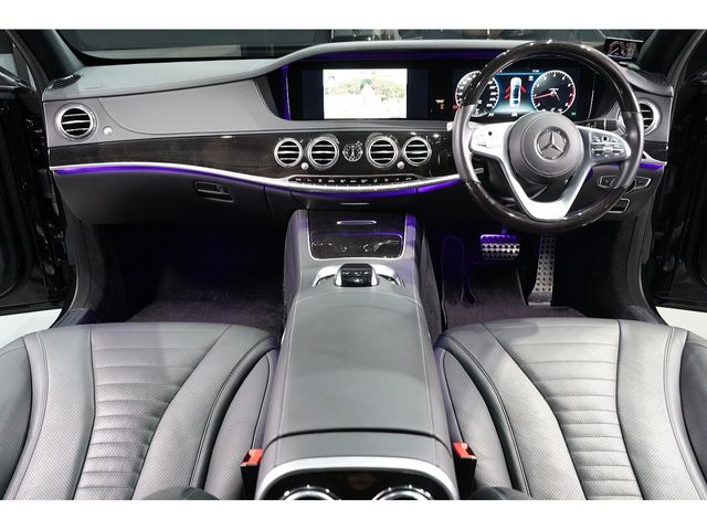 22850077