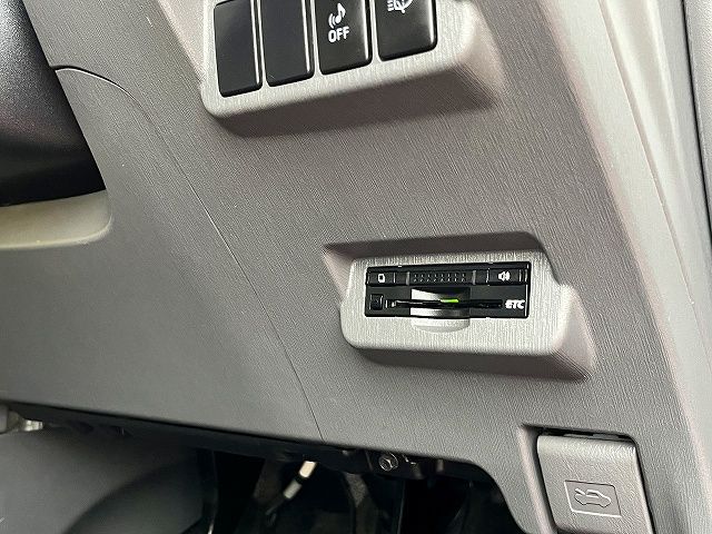 22865062