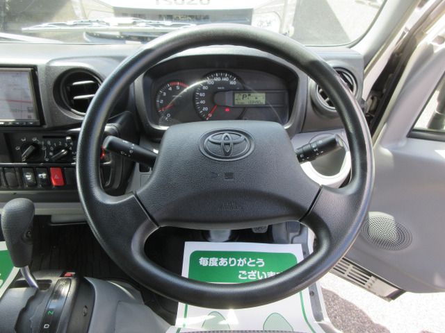 22865233