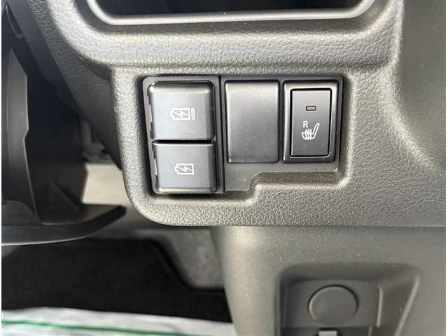 22965562