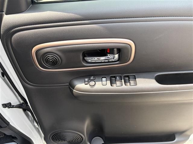 22965562