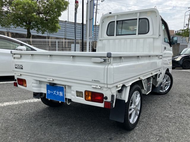 23065381