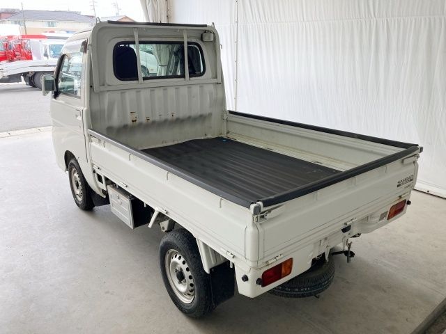 23180032