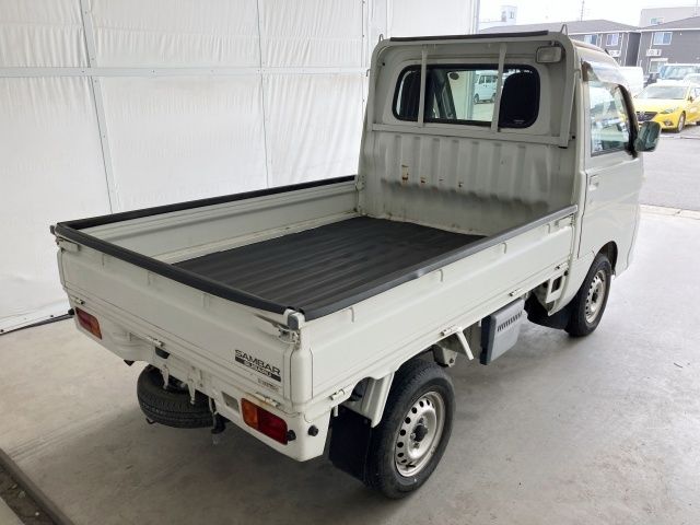 23180032
