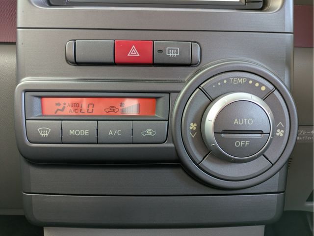 23300029
