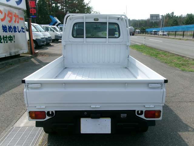 23300042