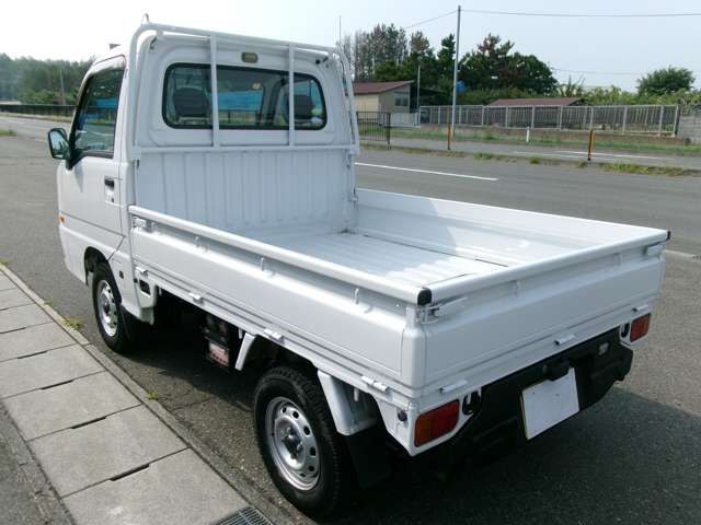 23300042