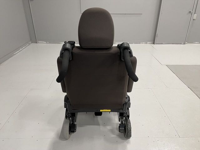 23680015