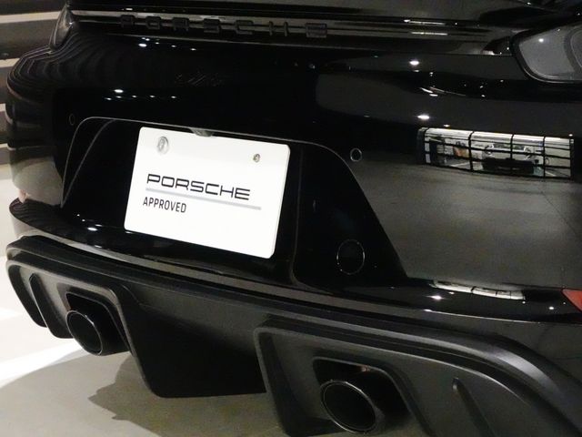 24050303