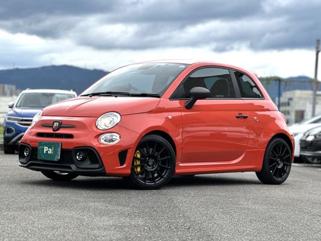FIAT ABARTH 695 　完成品送料無料 ABARTH 695 EDIZIONE MASERATI｜アバルトの歴史を刻んだモデル