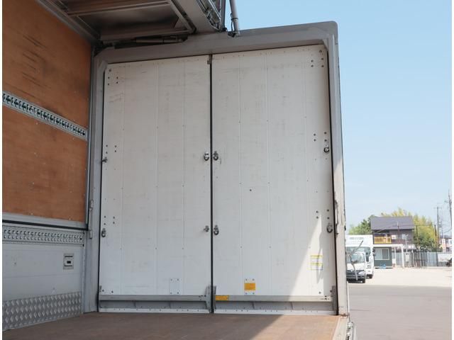24065548