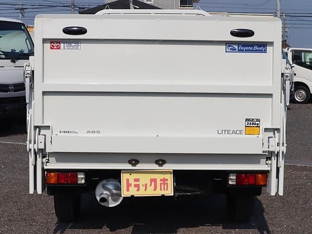 24067044