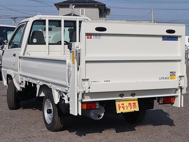 24067044