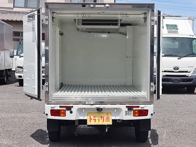 24067082