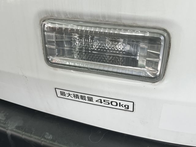 24565228