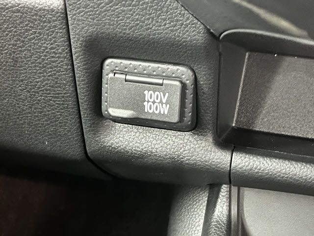 24565228