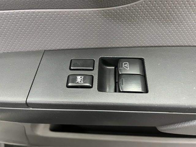 24565228