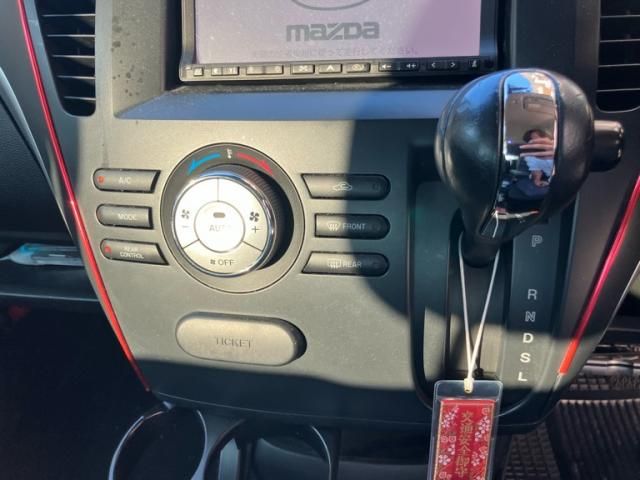 24565952