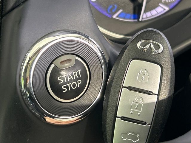 24660441