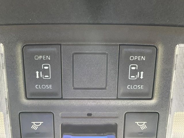 24660585
