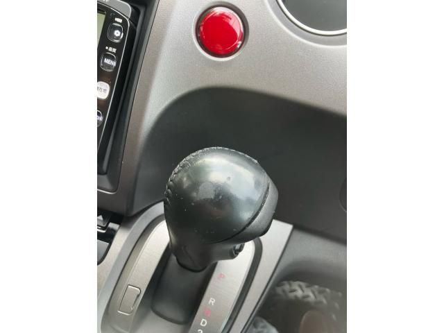 24665563