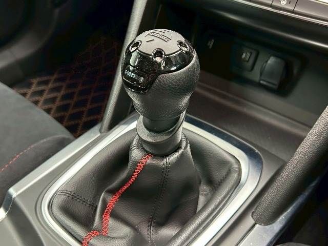 24760584