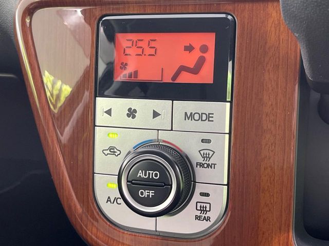 24766219