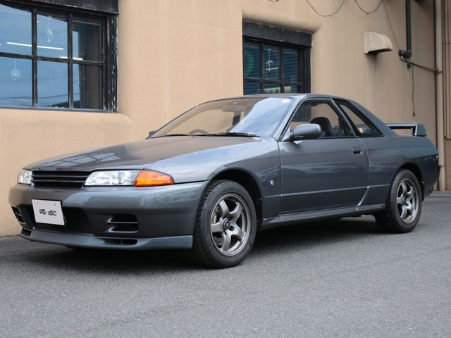 24950124