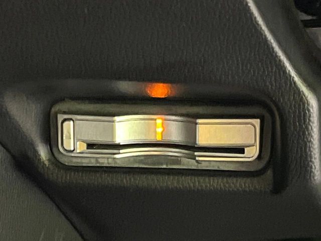 24961303