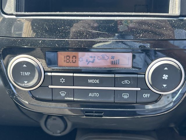25050229