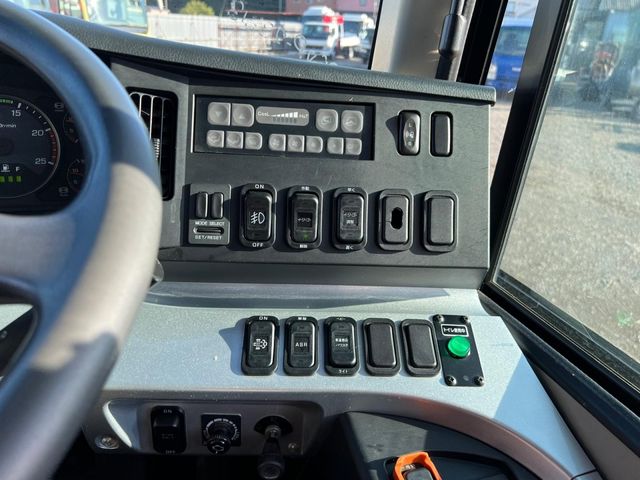 25150022