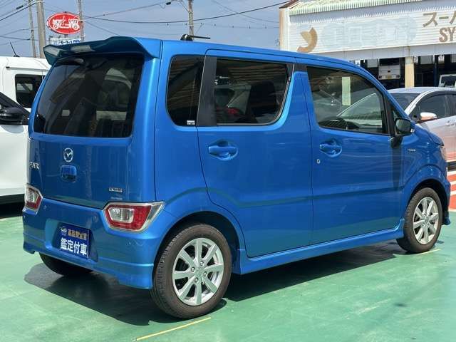 25160252