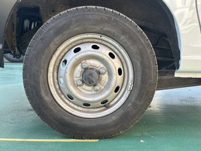 25160293