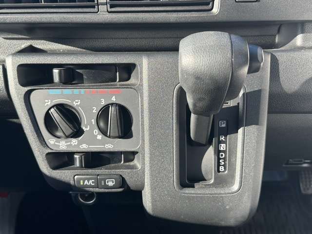 25160293