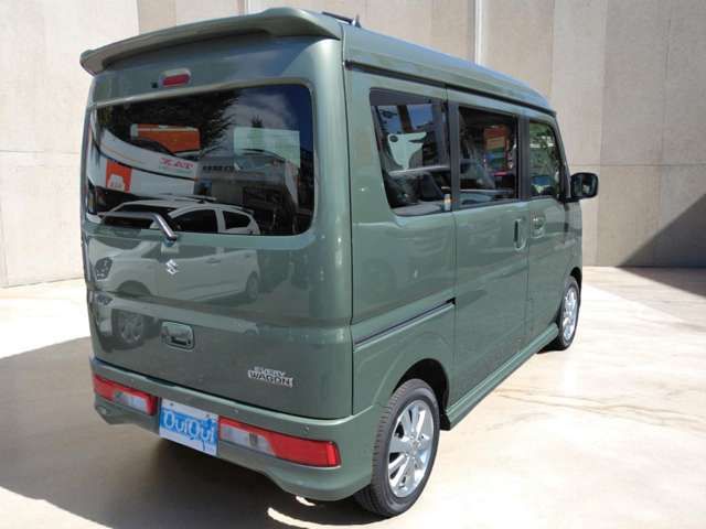 25200056