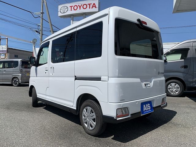 25250085