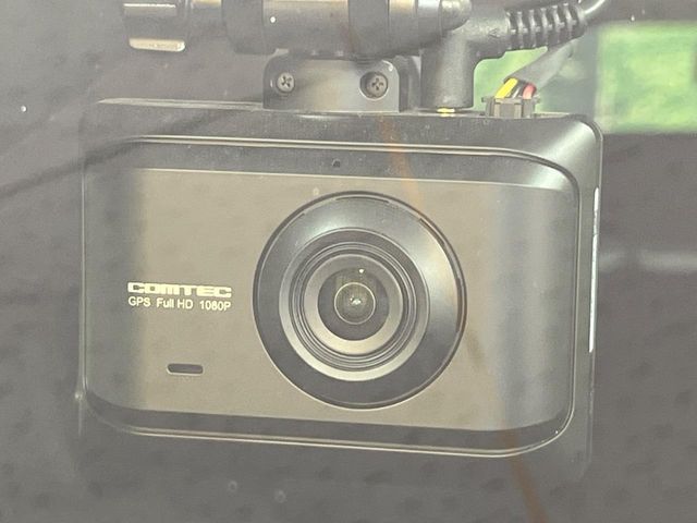 25260525