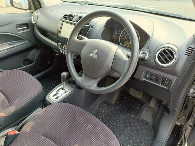 25600083
