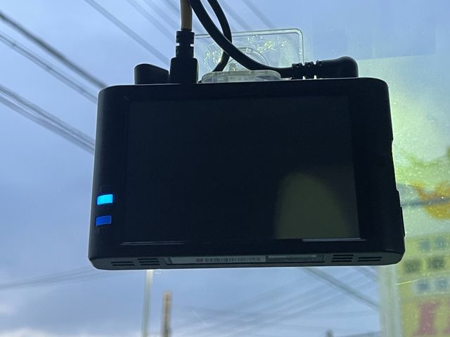 25750307
