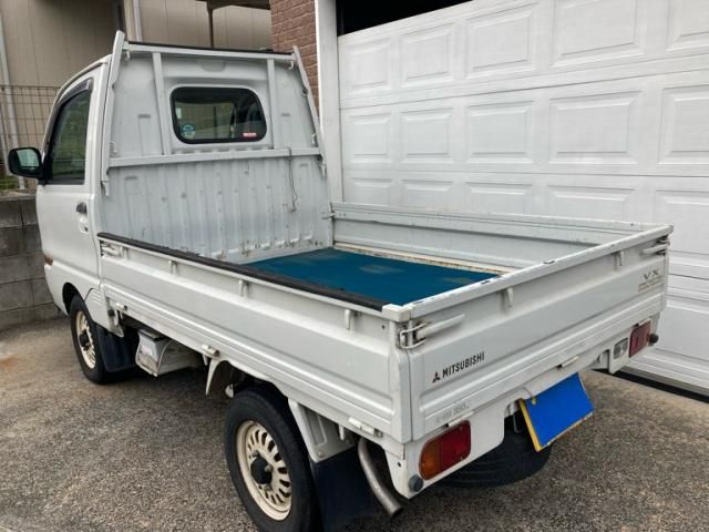 25765631
