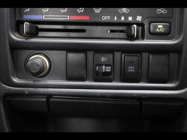 25765908