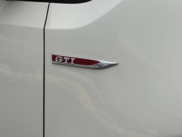 25850358