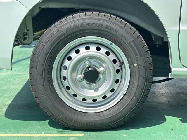 25860706