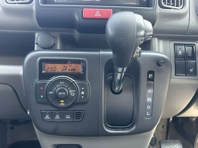 25860904
