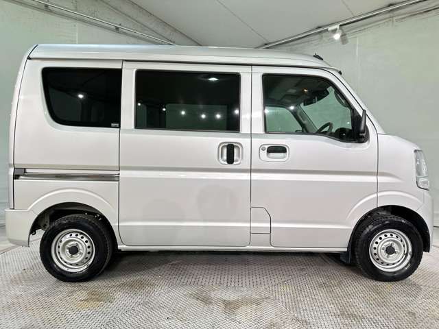 26600038